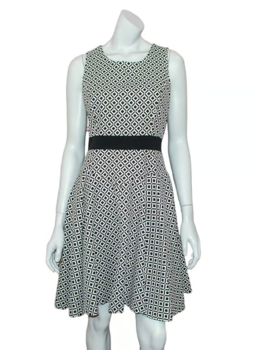 Joseph Ribkoff Women's Sleeveless Dress White Black Geo Print